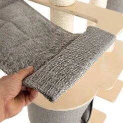 Modern Living Ferrara Scratching Tree -Zooplus Shop 115906 modern living kb ferrara fg 4349 4