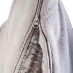 Nairobi Cuddly Cushion -Zooplus Shop 229296 geop zooplusexclusive kuschelkissen nairobi hs 09 0