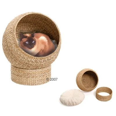 Karlie Banana-Leaf Sleeping Den 3 Karlie Banana-Leaf Sleeping Den